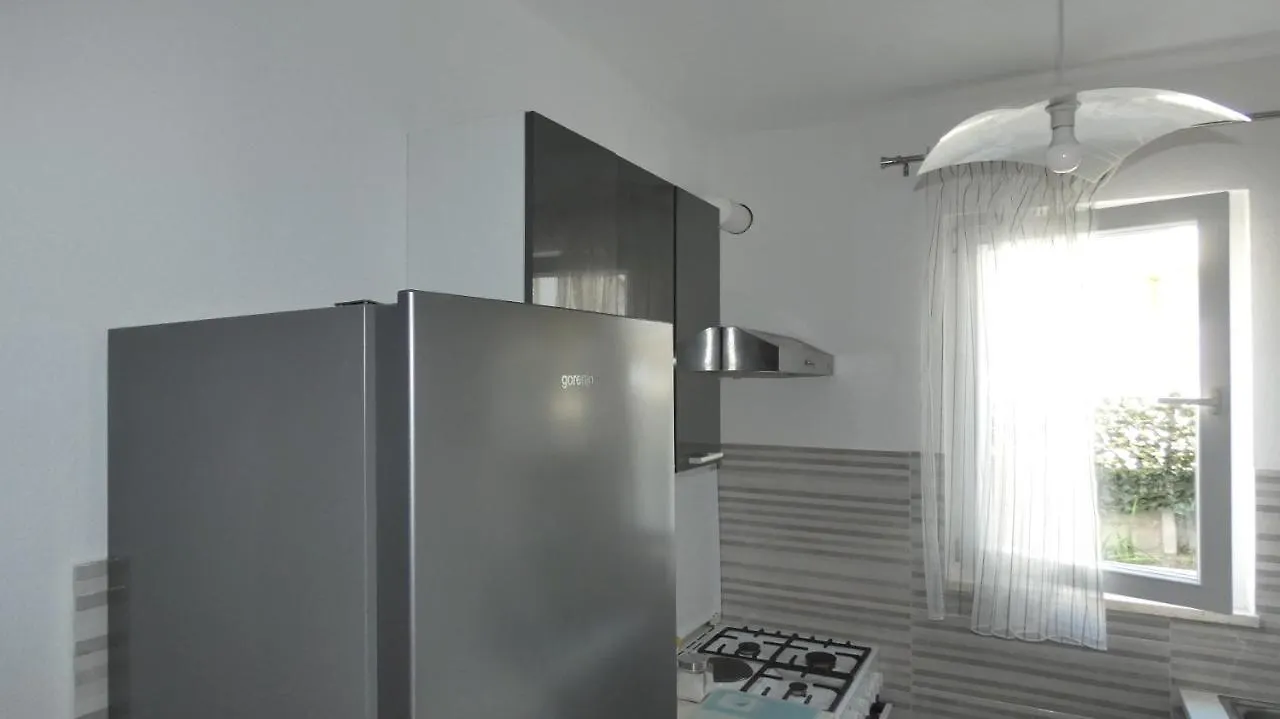 Two-Room Apartment Lidija With Terrace And Parking Donji Okrug   Donji Okrug (Ciovo)