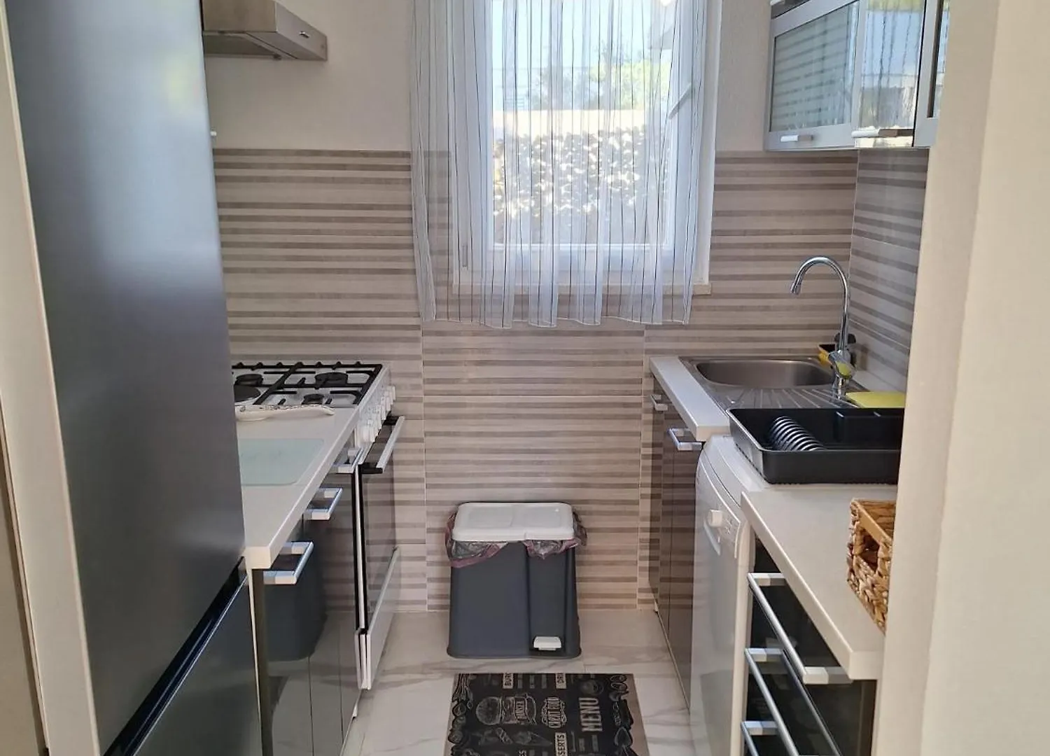 Two-Room Apartment Lidija With Terrace And Parking Donji Okrug  Donji Okrug (Ciovo)